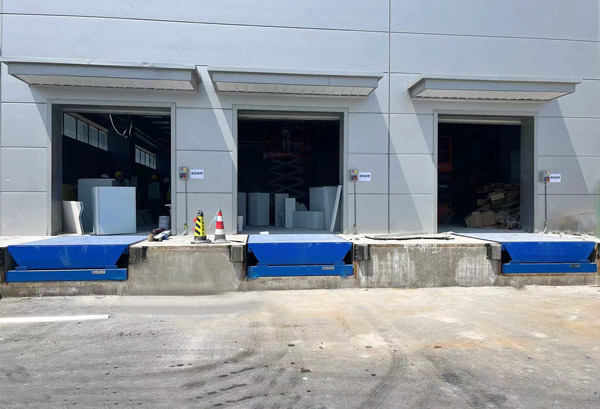 空港物流仓库装卸货平台 空港物流仓库装卸货平台